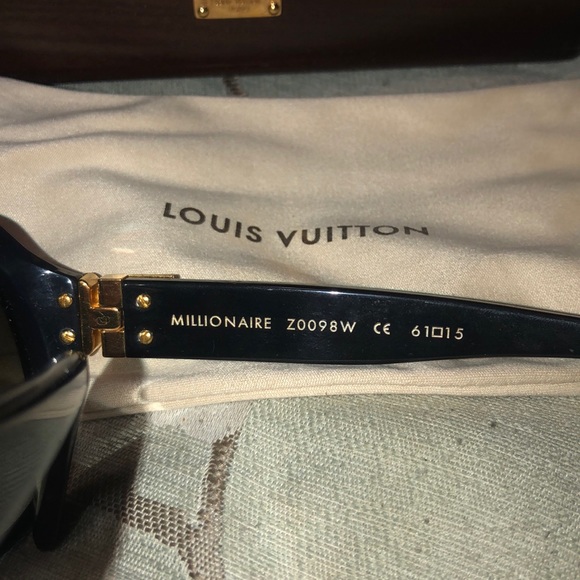SOLD  $ 5,100.00.    Louis Vuitton millionaire - Picture 3 of 9